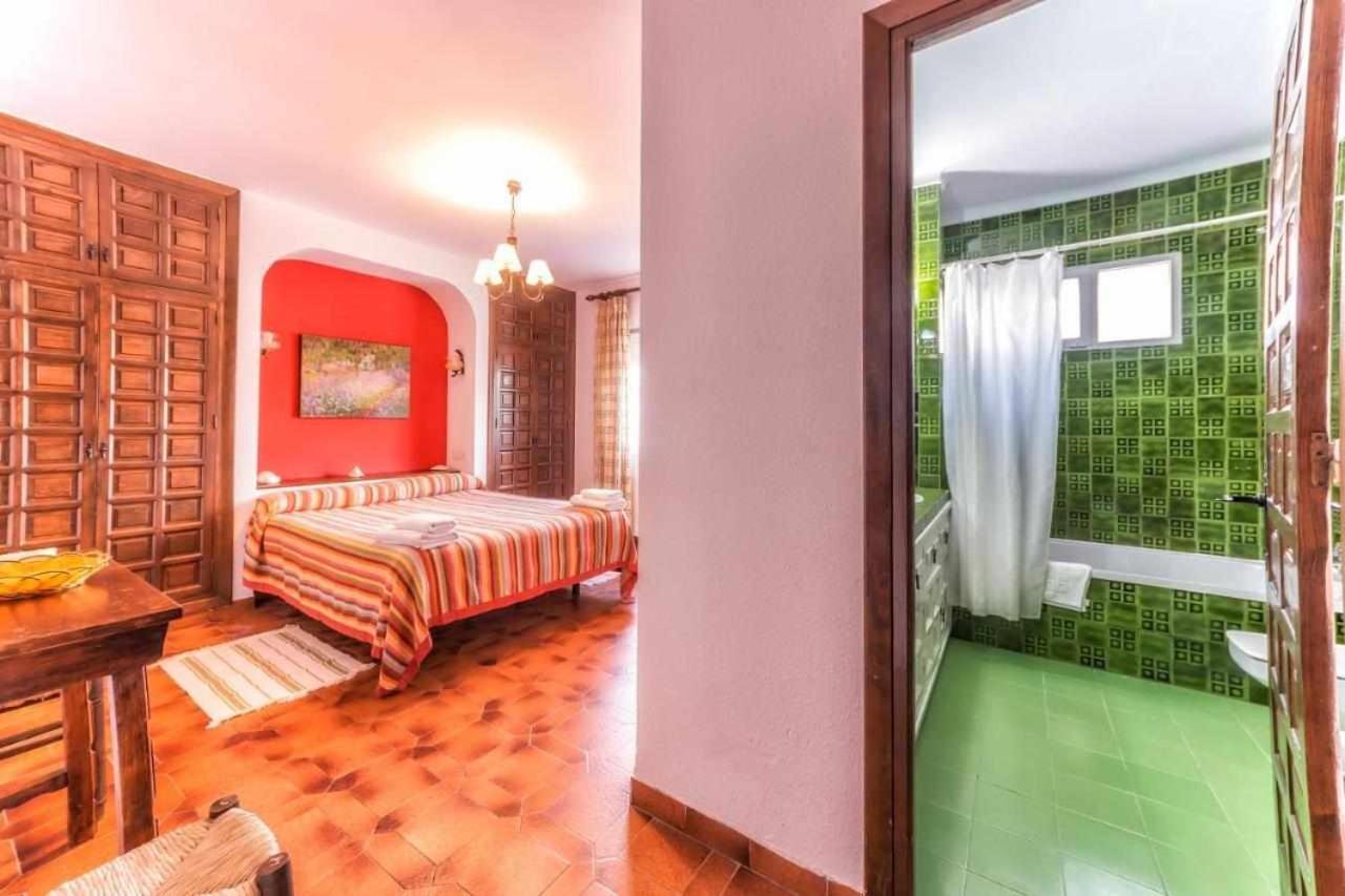 Villa Azahara เนร์คา ภายนอก รูปภาพ